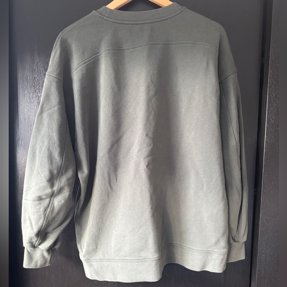 Lululemon Perfectly Oversized Crew in Smoked Spruce - Picture 7 of 9